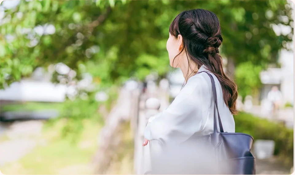 忙しい日々を送る家族の様子